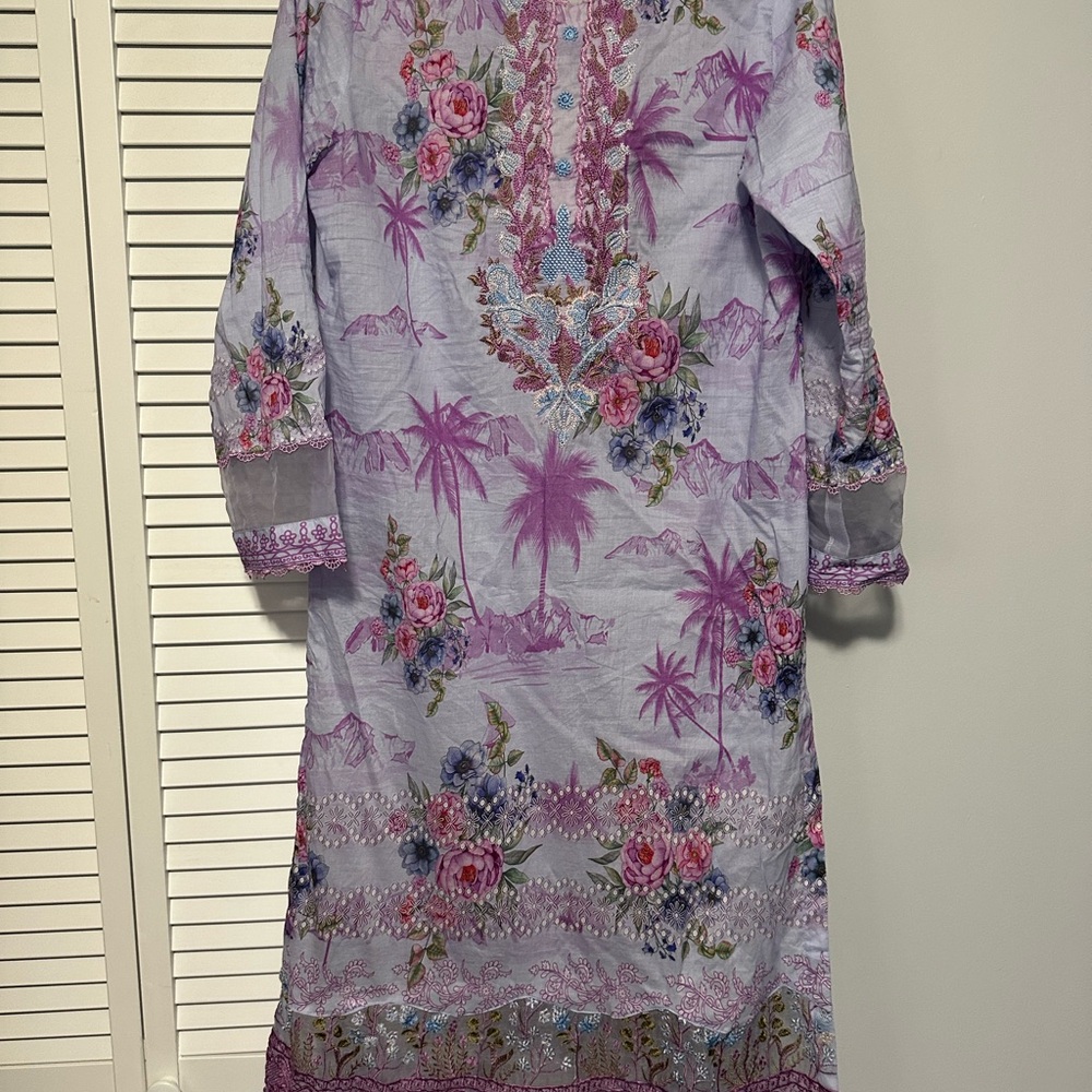 Floral Purple Lawn Salwar Kameez